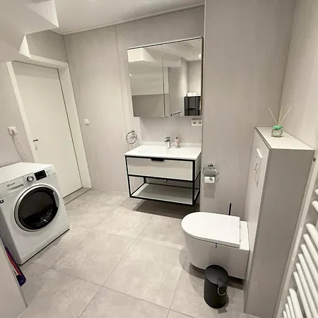 Gemuetlich, Oled-tv & Xxl-kueche, Familienfreundlich 슐리츠